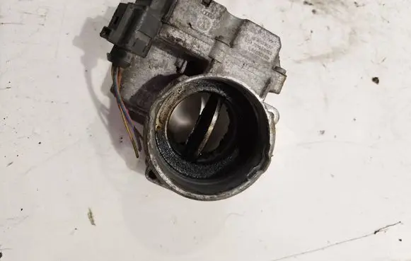 Skoda Octavia Mk2 (1Z) Throttle valve A2C53099815 03g128063