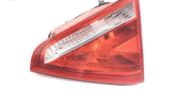 Audi A5 8T 8F Tailgate rear/tail lights 8T0945094