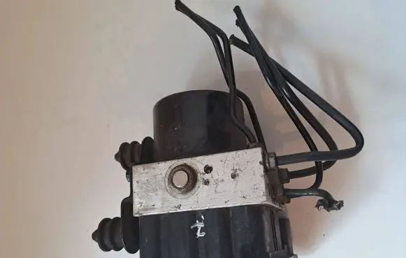 Audi A3 S3 8P ABS Pump 1K0907379AC 00005305H0 10096003593