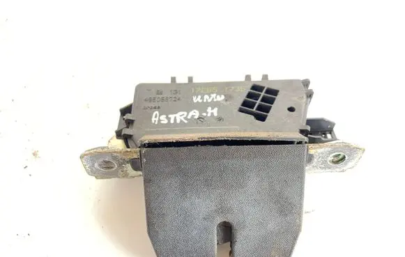 Opel Astra H Tailgate/trunk/boot lock/catch/latch 495058724