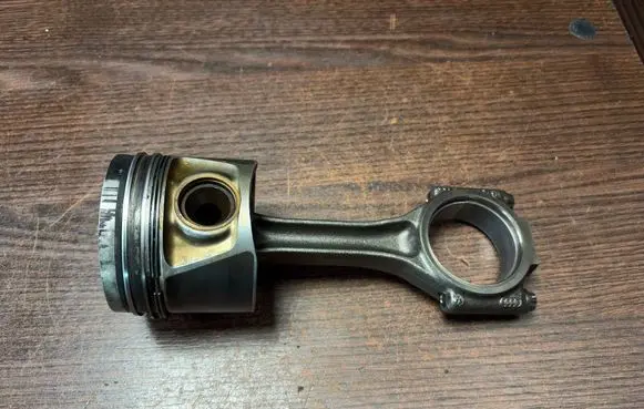 Volkswagen Crafter Piston 03L107065P 03L107065AG
