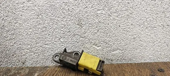 Audi A4 S4 B8 8K Airbag deployment crash/impact sensor 8K0959651 5WK43738