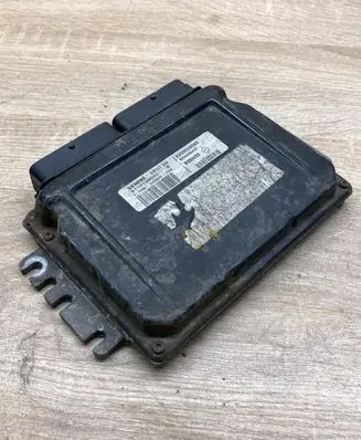 Renault Clio II Engine control unit/module ECU 8200059086 S110138000