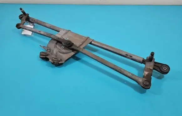 Front wiper linkage
