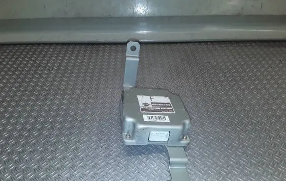 Nissan Murano Z50 Transfer box differential control unit 41650CC40A