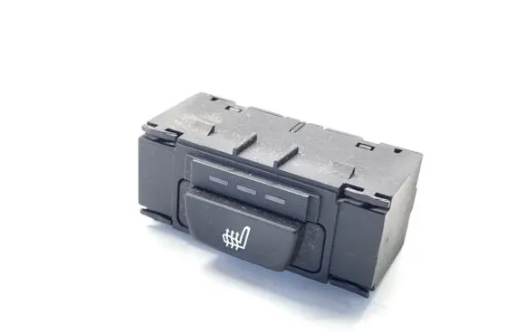 BMW X5 G05 Seat heating switch 6828057