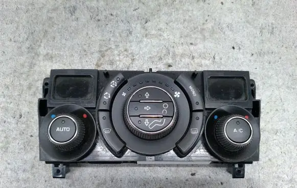 Peugeot 3008 I Climate control/heater control trim 96738320XT