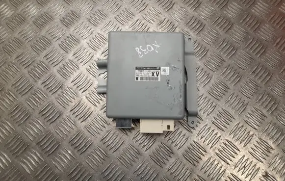 Lexus CT 200H Other control units/modules 8965076200