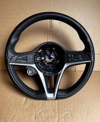 Alfa Romeo Giulia Steering wheel