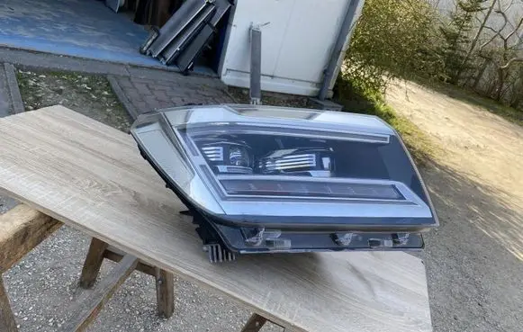 Volkswagen Crafter Headlight/headlamp 7C1941036F