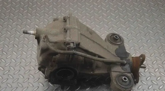 Infiniti Q50 Rear differential 119D