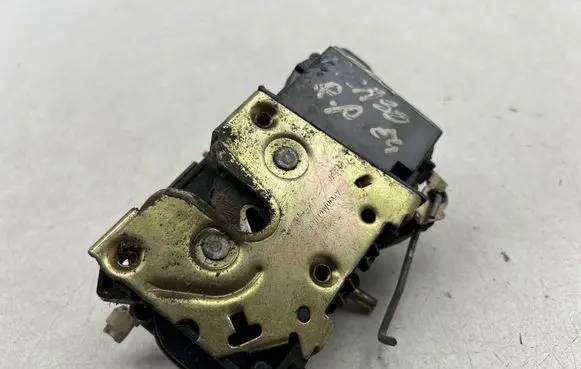 Front door lock