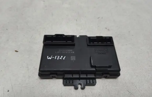 Ford Mustang Mach-E Air conditioning/heating control unit LJ8T18C612AM