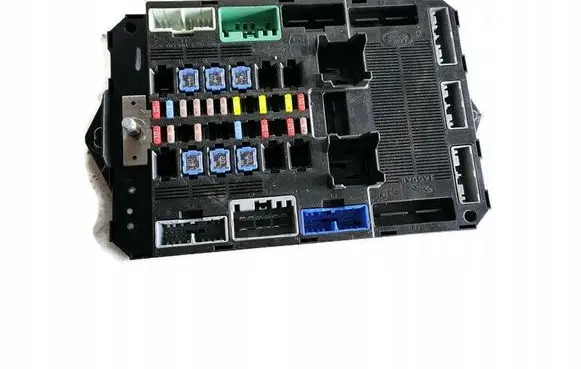 Jaguar XF X250 Fuse module CX2314B476AG