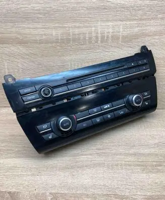 BMW 5 F10 F11 Climate control unit 9236480 0004972901