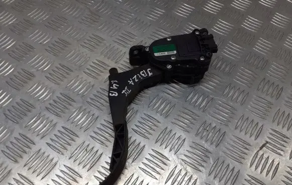 Seat Ibiza III (6L) Accelerator throttle pedal 6Q1721503C