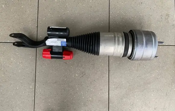 Mercedes-Benz E W213 Air suspension front shock absorber 2133206203