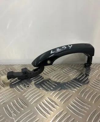 Audi A8 S8 D4 4H Front door exterior handle 4H0837205B LZ9Y