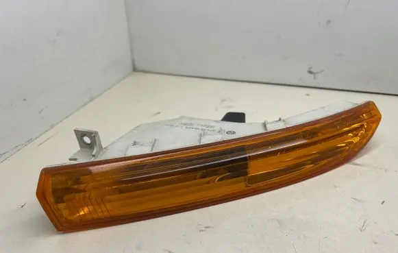 Volkswagen PASSAT CC Front indicator light 3C8953042A