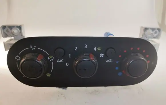 Opel Vivaro Climate control unit E1093049 30080060