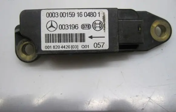 Mercedes-Benz C W203 Airbag deployment crash/impact sensor 0018204426