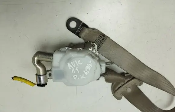 Toyota Avensis T270 Front seatbelt 7P2510P 0538056 0438056