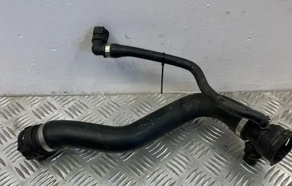 BMW 5 E60 E61 Engine coolant pipe/hose 7799747