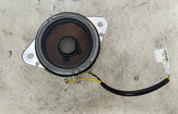 Hyundai i40 Front door high frequency speaker SP859A M161217