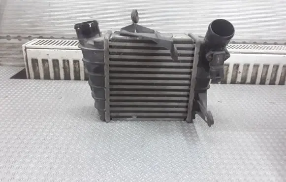 Volkswagen Polo Intercooler radiator