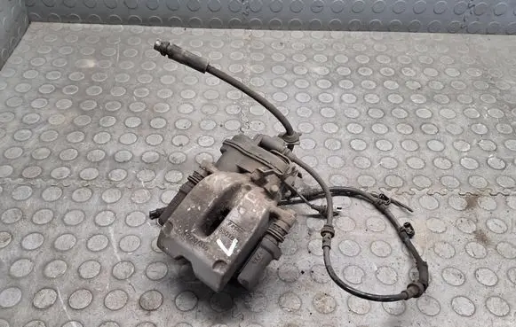 BMW X3 G01 Rear brake caliper 6870575