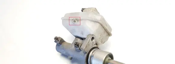 Opel Vectra B Master brake cylinder