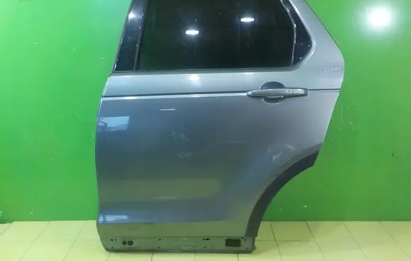 Land Rover Discovery Sport Rear door UP177