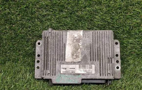 Renault Scenic I Engine control unit/module 7700868312 7700106685 S113725201B