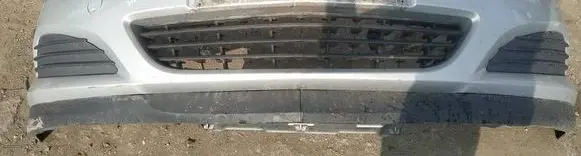 Opel Astra H Front bumper pilkas