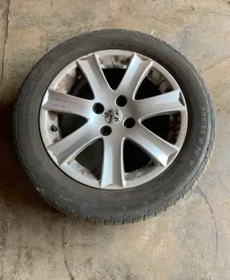Peugeot 207 R16 alloy rim 