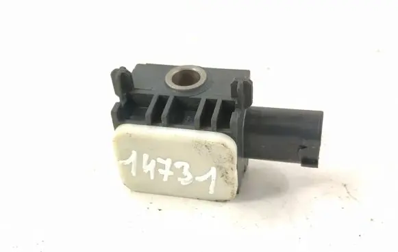 Mercedes-Benz R W251 Airbag deployment crash/impact sensor 0038202826 A0038202826