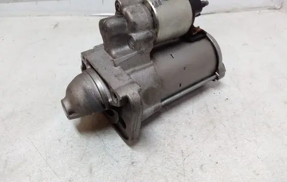 Nissan Juke I F15 Starter motor 0986025180 41469