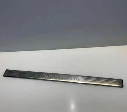 Mercedes-Benz E W212 Side skirt front trim 2126860936 A2126860936