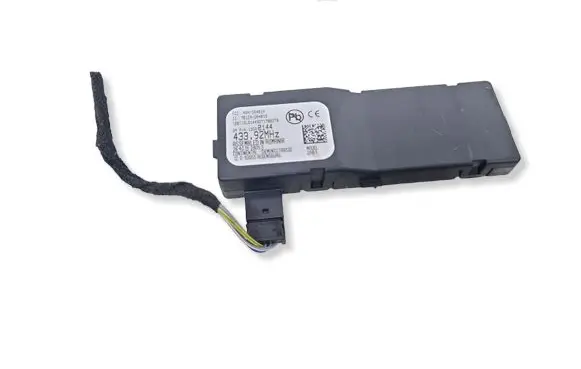 Opel Adam Aerial antenna amplifier 13500144
