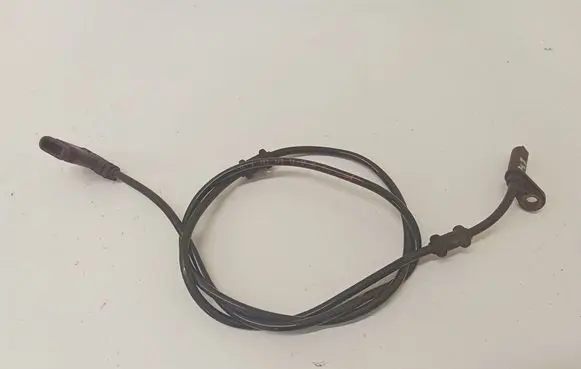 Mercedes-Benz E W212 ABS rear brake sensor A0395452628