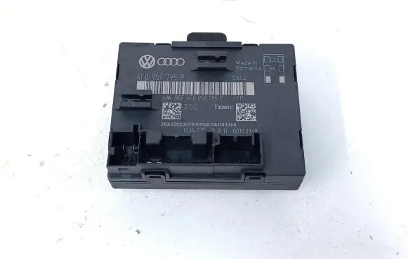 Audi Q7 4L Door control unit/module 4F0959795P