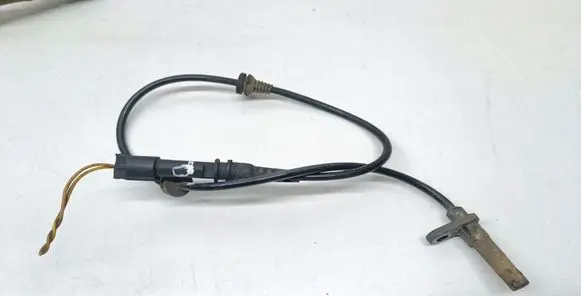 BMW X5 E70 ABS brake wheel speed sensor 6908705