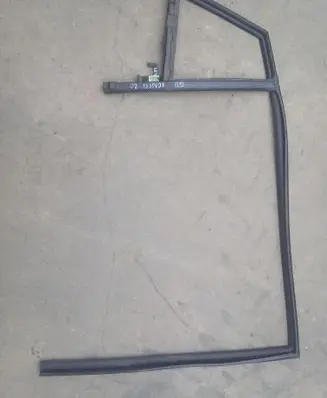 Hyundai Ioniq Rubber seal rear door window/glass 