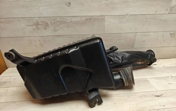 Chevrolet Aveo Intake resonator 
