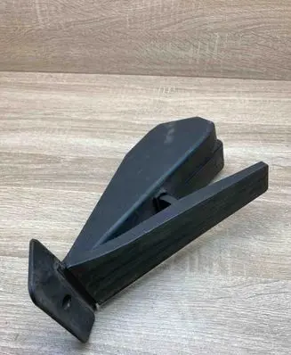 BMW 1 E81 E87 Accelerator throttle pedal 6770935 6PV00937920
