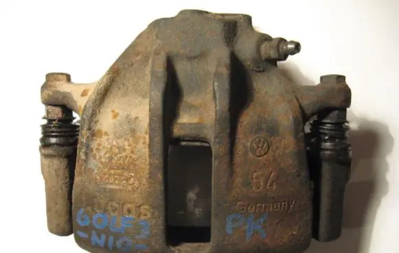 Volkswagen Golf III Front brake caliper