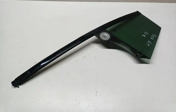 BMW 5 GT F07 Rear vent window glass 43R00128 EC0025520C E00025520C