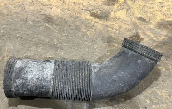 Iveco Daily 6th gen Air intake duct part 5801317091