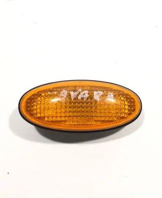 Nissan Navara D22 Front fender indicator light 013513 E13013513