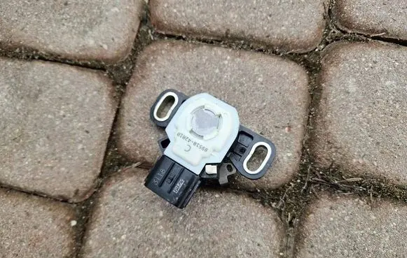 Toyota Highlander XU70 Clutch pedal sensor 8951042010